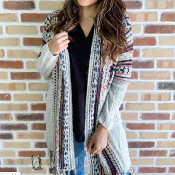 Women's Top PATTERNS AT PLAY FRINGE CARDIGAN - Picture 3 of 3
